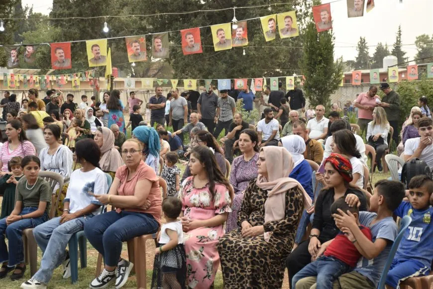 Bi bernameyek hunerî daxwaza azadiya Rêber Abdullah Ocalan kirin