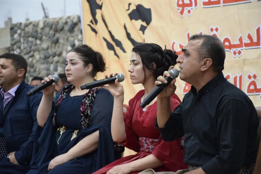 Bi bernameyek hunerî daxwaza azadiya Rêber Abdullah Ocalan kirin
