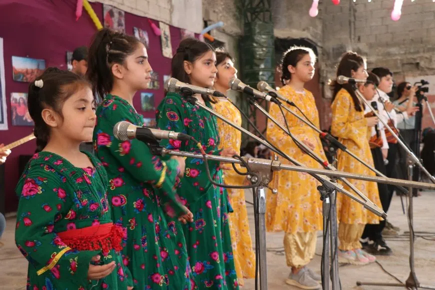 Çalakiyên ji bo piştgiriya pêngava azadiya Rêber Abdullah Ocalan didomin