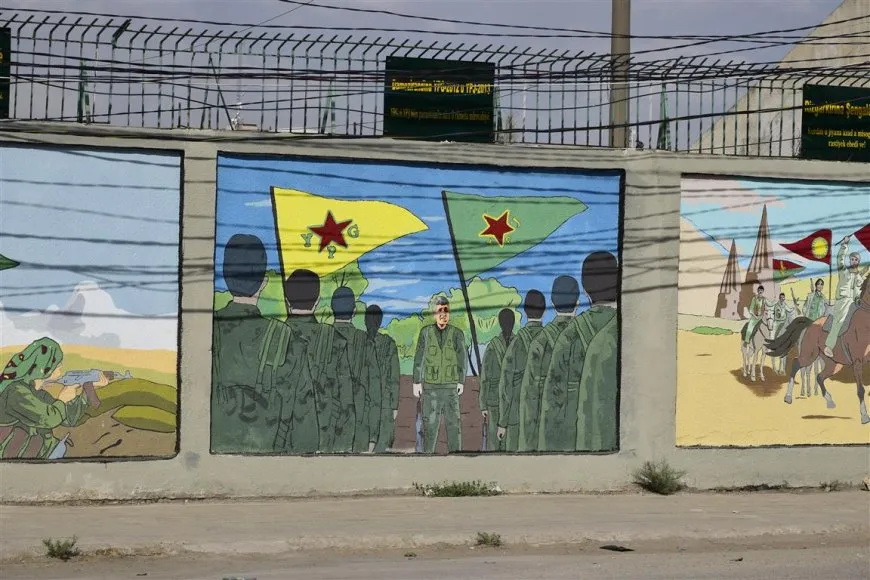 Bi wêneyan ‘Meşa Azadiyê’