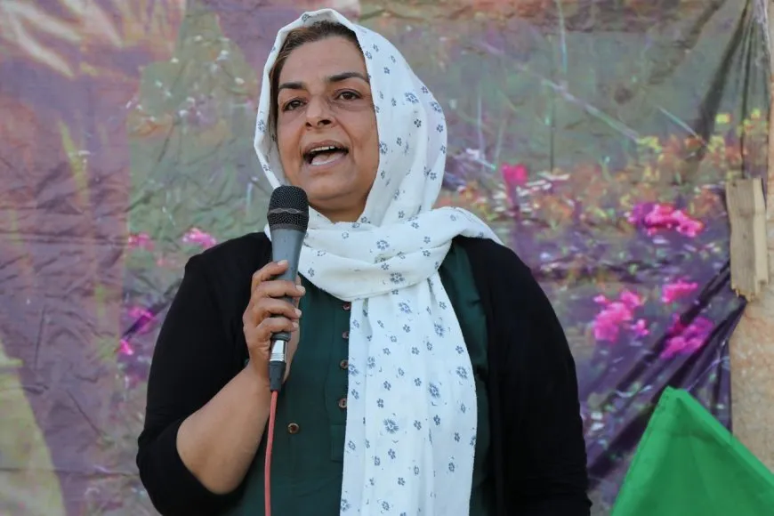 Bi daxuyanî û meşê tecrîda li ser Rêber Abdullah Ocalan hat şermezarkirin