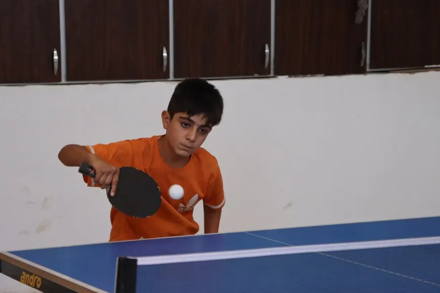 Li Qamişloyê turnuvaya ping pongê 