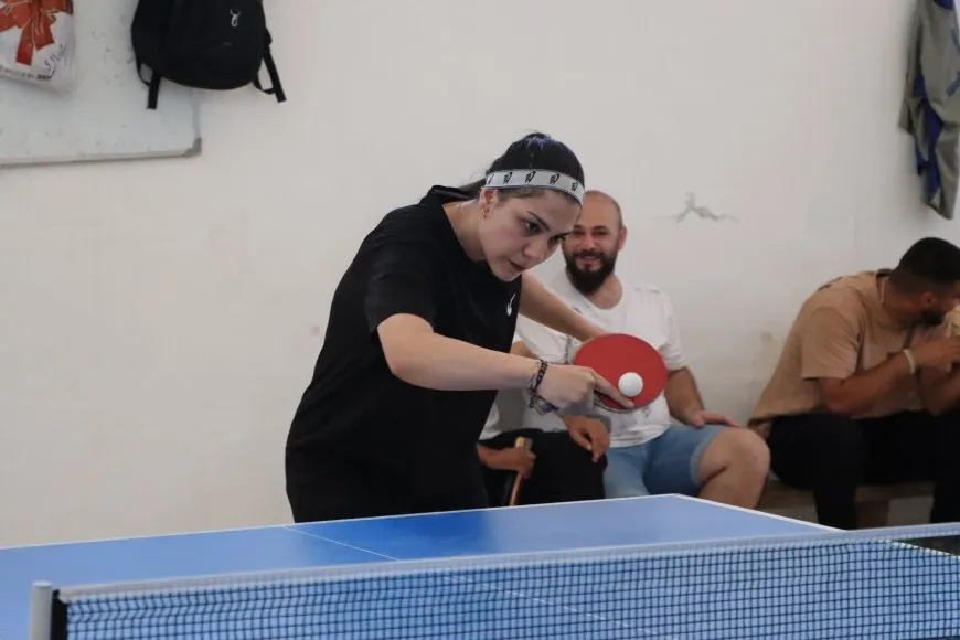 Li Qamişloyê turnuvaya ping pongê 