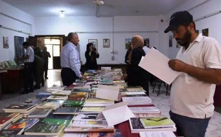 Pêşangeha Pirtûkan a li Reqayê di roja duyemîn de berdewam e