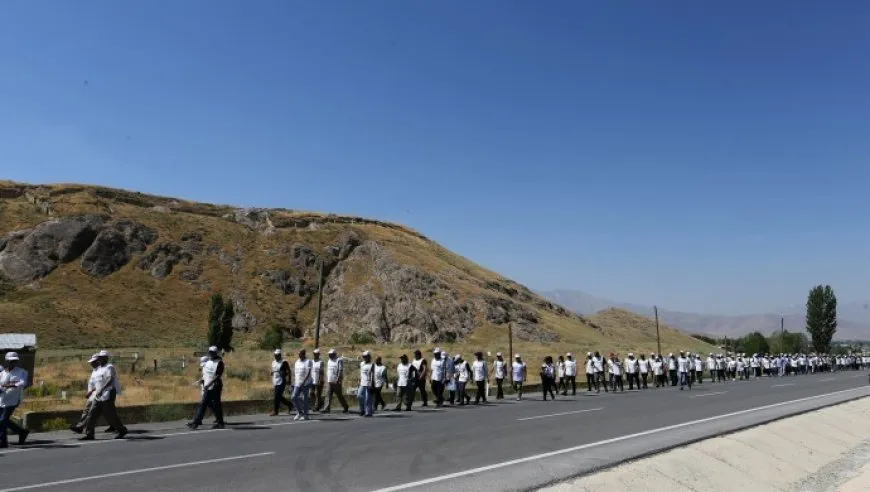 Meşa 'Rêzgirtina ji îradeyê re' dewam dike