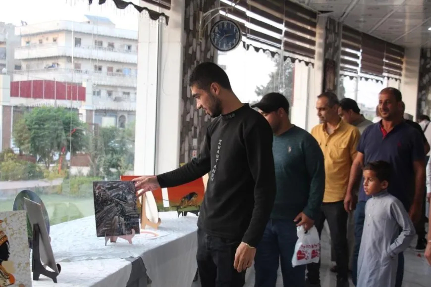 Li Minbicê pêşangeha şêwekariyê