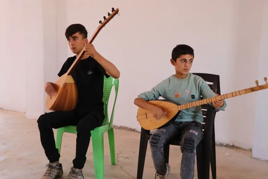 'Bi zarokên pêşerojê re wê huner pêşbikeve'