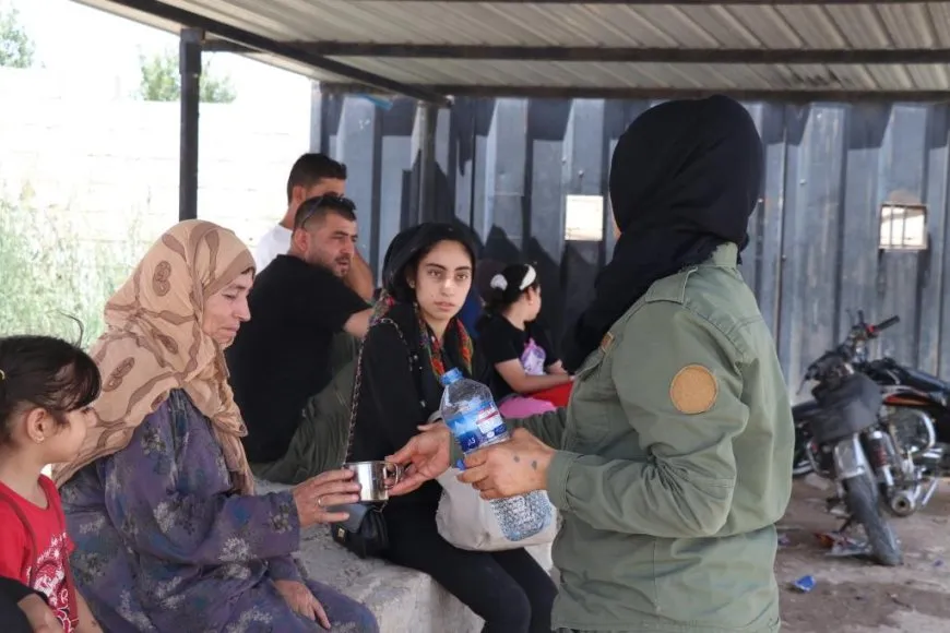Sûriyeyiyên ji Tirkiyeyê hatine derxistin serpêhatiyên xwe vegotin