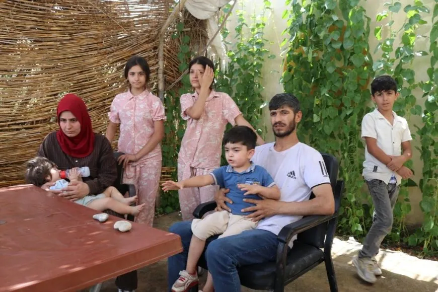 Sûriyeyiyên ji Tirkiyeyê hatine derxistin serpêhatiyên xwe vegotin