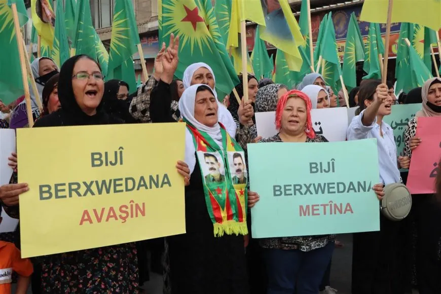 Xelkê Qamişlo li dijî êrişan meşeke girseyî li dar xist