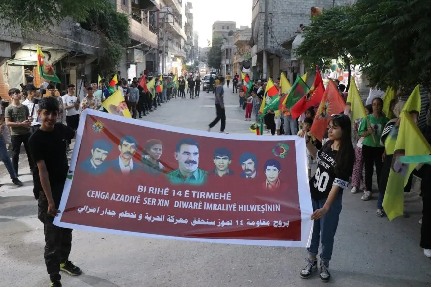 Ciwanên şoreşger Şehîdên Berxwedana 14ˊê Tîrmehê bi bîr anîn