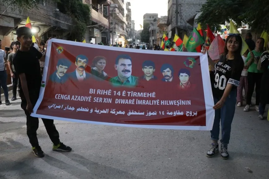 Ciwanên şoreşger Şehîdên Berxwedana 14ˊê Tîrmehê bi bîr anîn