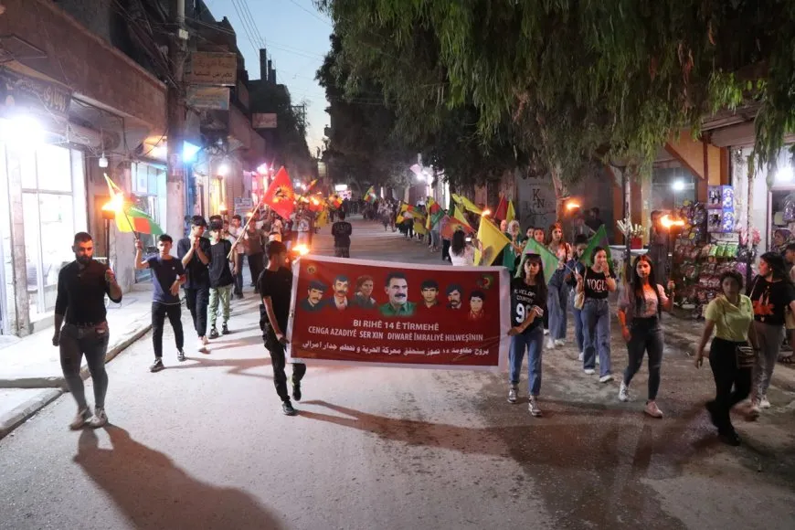 Ciwanên şoreşger Şehîdên Berxwedana 14ˊê Tîrmehê bi bîr anîn