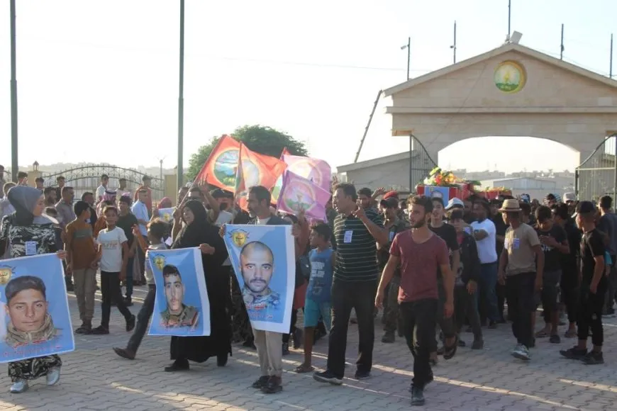 Xelkê Minbicê 3 şehîd oxir kirin