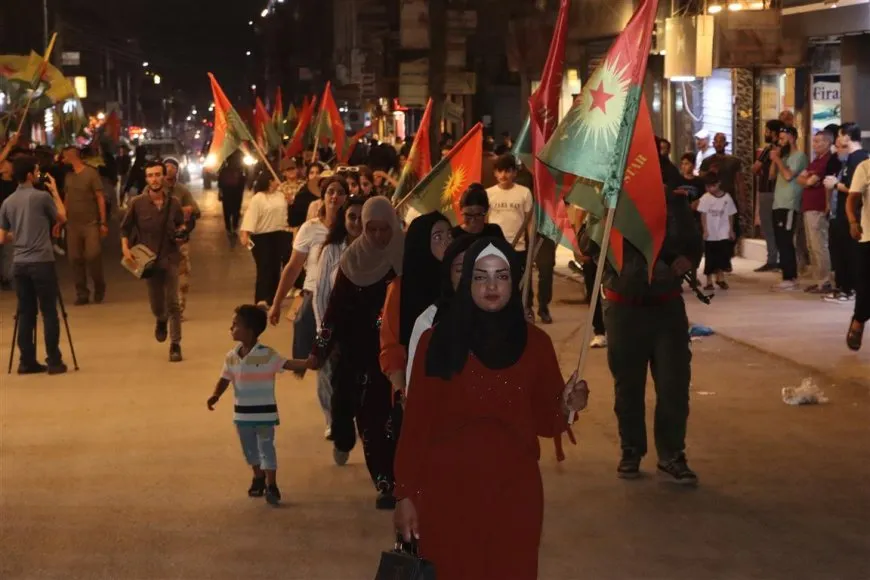 Ciwanan Şehîdên Berxwedana 14ˊê Tîrmehê bi meşan bi bîr anîn