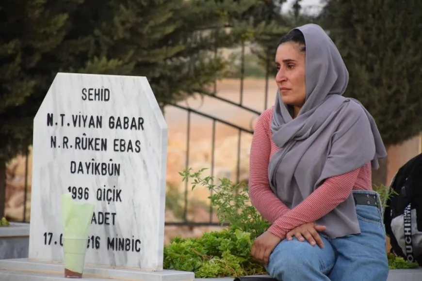 Ciwanan Şehîdên Berxwedana 14ˊê Tîrmehê bi meşan bi bîr anîn