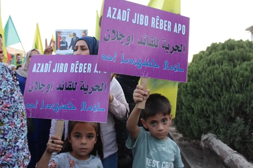 ˊDaxwaza me ya bingehîn azadiya fîzîkî ya Rêbertî yeˊ