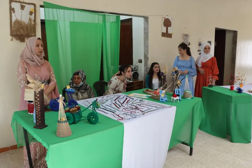 Weqfa Jina Azad pêşangehek vekir