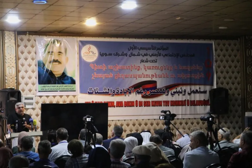 Meclisa Civakî ya Ermenî kongreya 1ˊemîn li dar xist