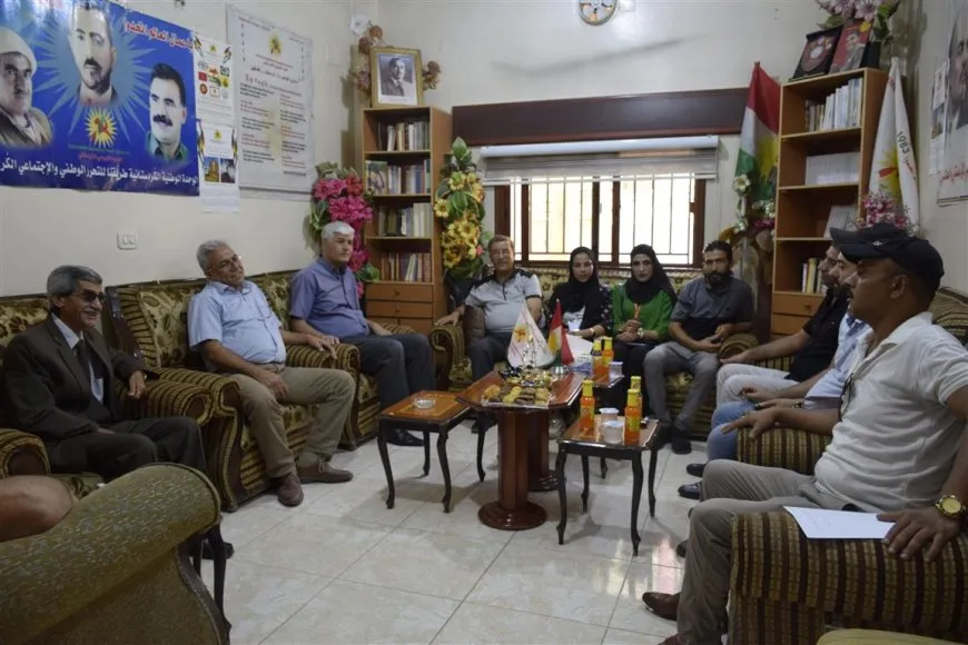 Celebran el aniversario de la creación del Partido Comunista del Kurdistán
