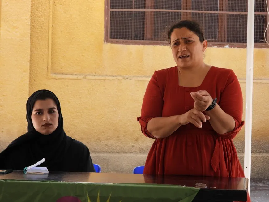 Jinên Tebqayê têgeha xweparastinê nîqaş kir