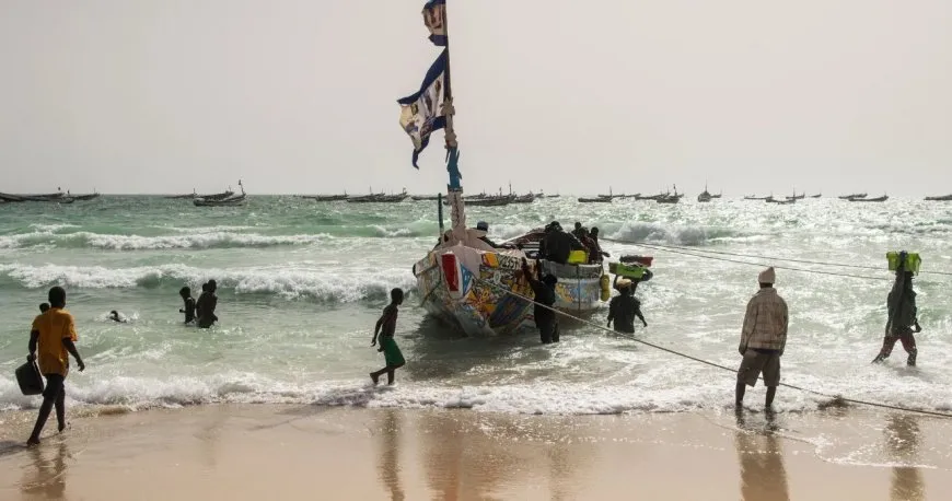 Li Morîtanyayê keştiyek noq bû: 15 kes xeniqîn