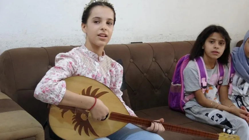 Ji bo zarokên ji kampa Holê vedigerin çalakiyên hunerî