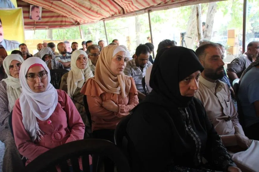 Xelkê bajarên Bakur û Rojhilatê Sûriyeyê li dijî tecrîdê çalakî li dar xistin