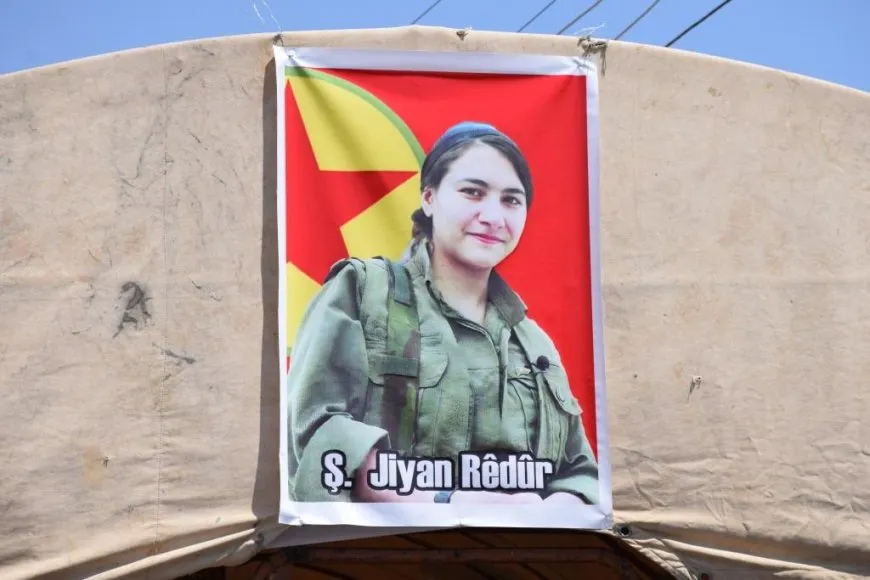 Sersaxî ji malbata şehîd Jiyan Rêdûr re xwestin