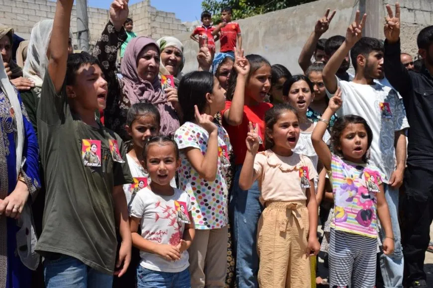 Sersaxî ji malbata şehîd Jiyan Rêdûr re xwestin