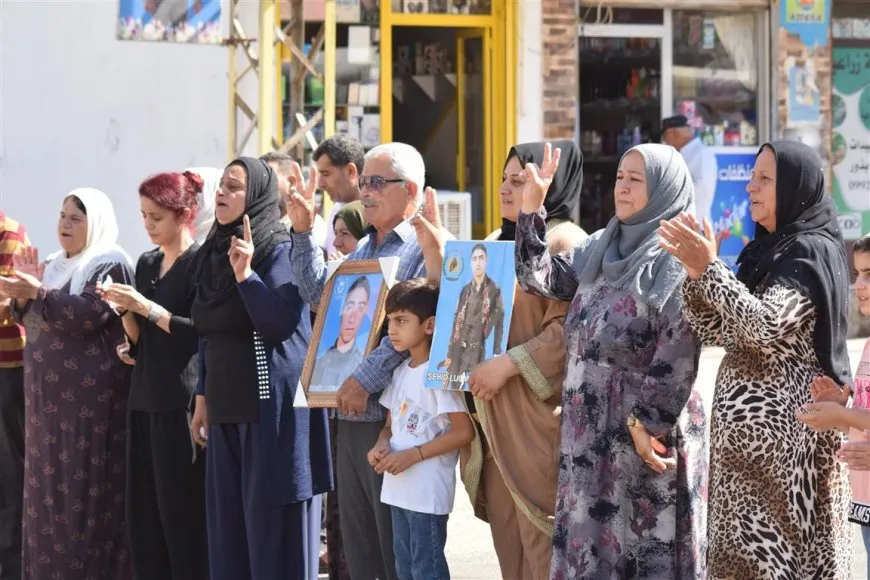 Ji bo şehîdên komkujiya Qamişloyê jiyan rawestiya