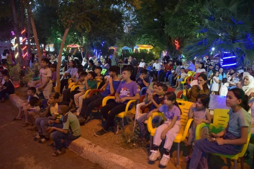 Ji Tevgera Hîlala Zêrîn çalakiyek li dijî tundiya li ser jinê