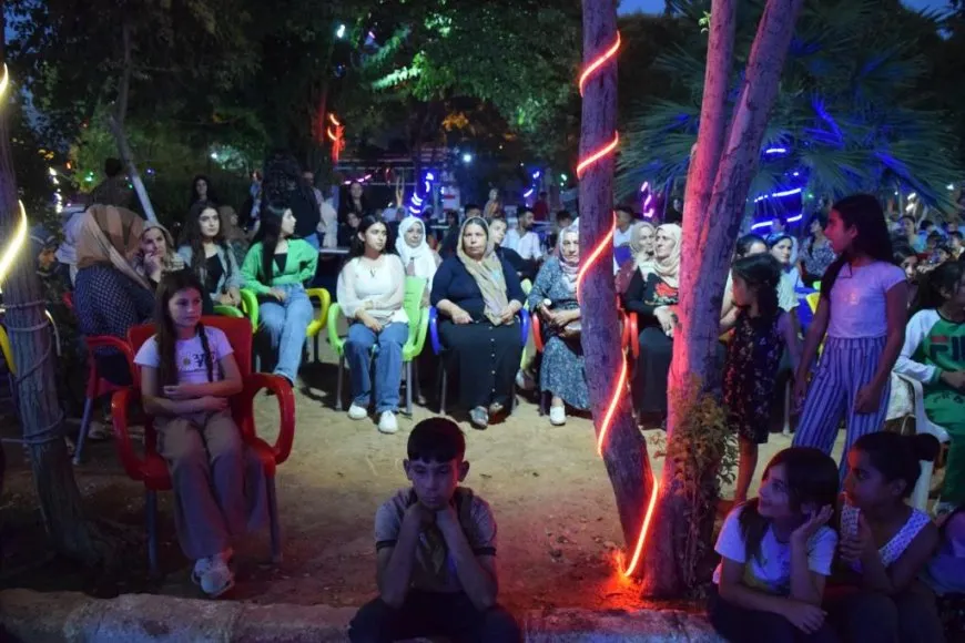Ji Tevgera Hîlala Zêrîn çalakiyek li dijî tundiya li ser jinê