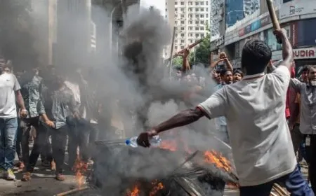 Serokwezîrê Bangladeşê welat terikand