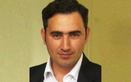Hessan Yûnis: Divê Rêveberiya Xweser û Şamê li ser maseyê pirsgirêkên xwe binirxînin