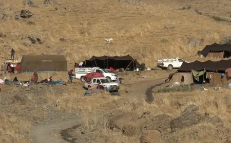 Koçerên li Biradostê Ji ber bombebaranên dewleta Tirk zozanên xwe ber didin