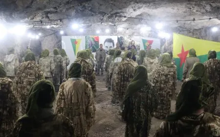 Gerîlayên HPG û YJA-STAR'ê bi coşeke mezin 15'ê Tebaxê pîroz kirin