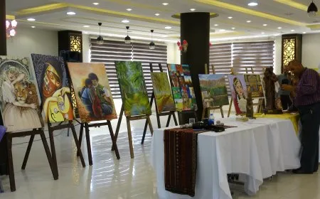 9`emîn Pêşangeha Şêwekariyê li Reqayê berdewam e