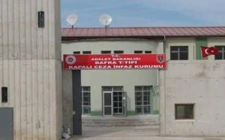 Bi hinceta helbesta kurdî 11 roj cezayê hucreyê dan!