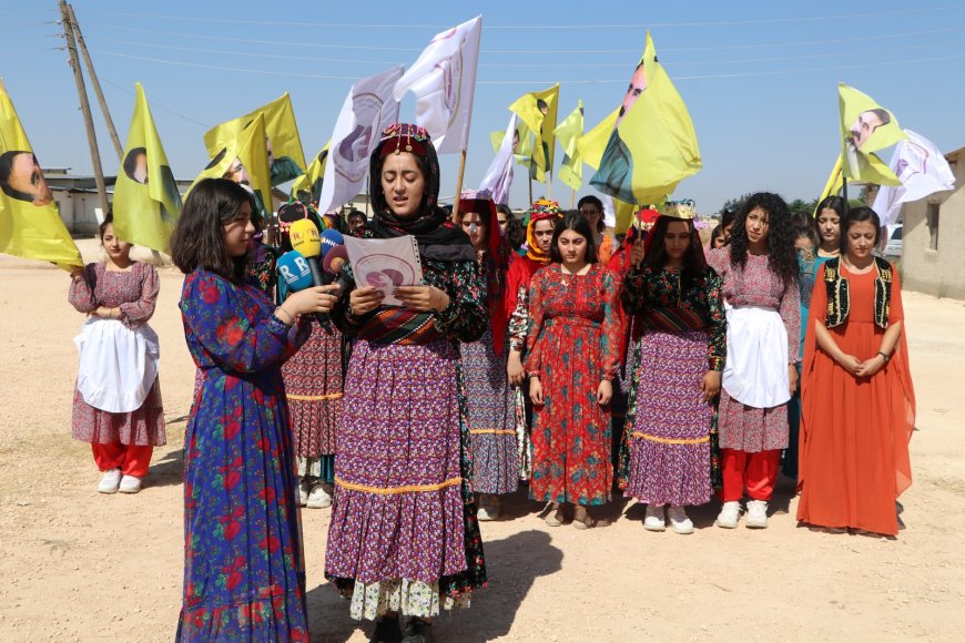 ‘Kesek nikare pêşiya govenda azadiyê bigire’