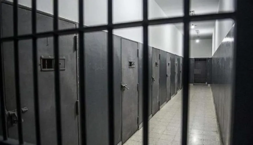  Rejîma Îranê qedexeya hevdîtinê da 37 girtiyan