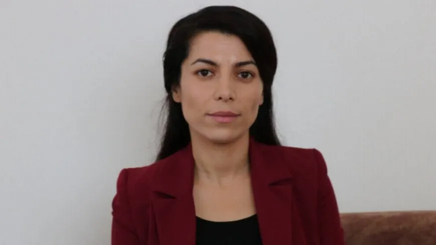 Werîşe Mûradî dadgeh protesto kir