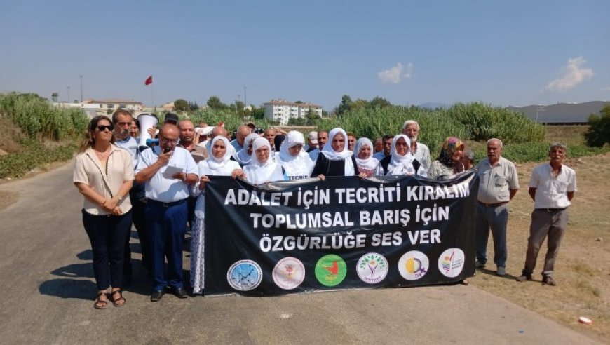 Çalakiya ‘Deng bide azadiyê’: Dawî li tecrîdê bînin