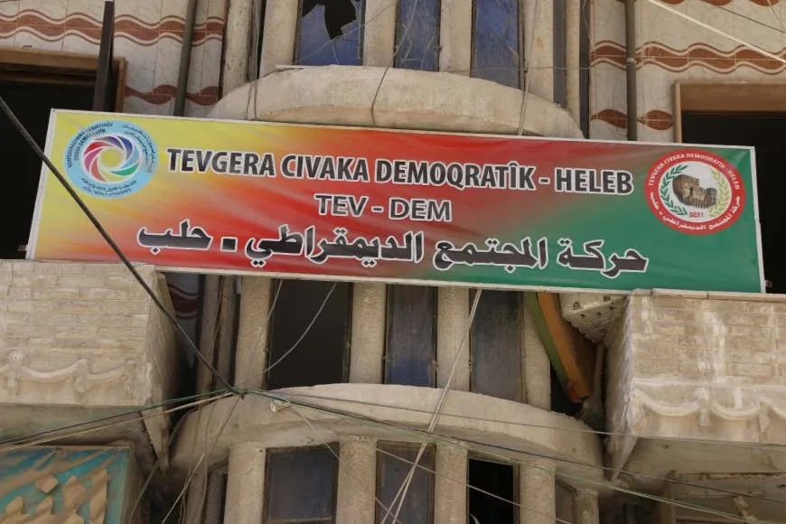 TEV-DEM a Helebê û şêniyên Minbicê komkujiya li Dêrazorê şermezar kir