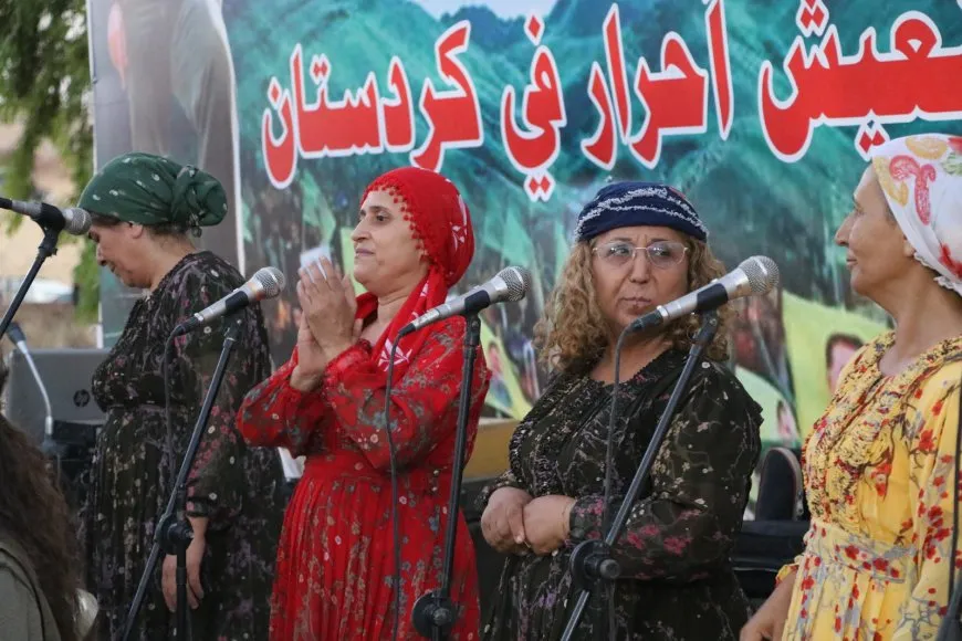 Xelkê Bakur û Rojhilatê Sûriyeyê bi çoşeke mezin 15ˊê Tebaxê pîroz kir
