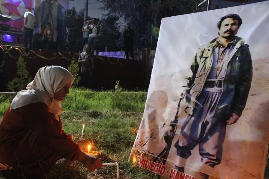 Xelkê Bakur û Rojhilatê Sûriyeyê bi çoşeke mezin 15ˊê Tebaxê pîroz kir