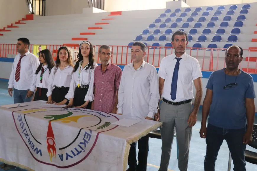 Ji Meclisa Werzîşê şampiyonaya karateyê
