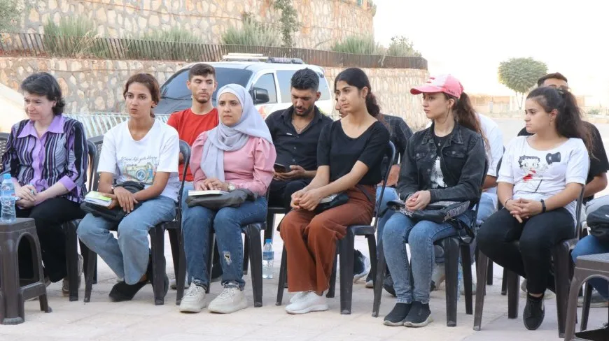 Ciwanên Helebê mijarên Sosyolojiya Azadiyê nîqaş kirin