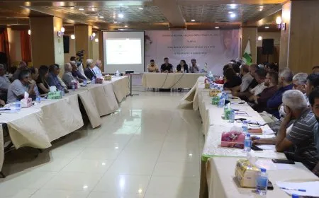 NRLS'ê li ser tevgerên Kurd û dosyaya koçberan panelek li dar xist