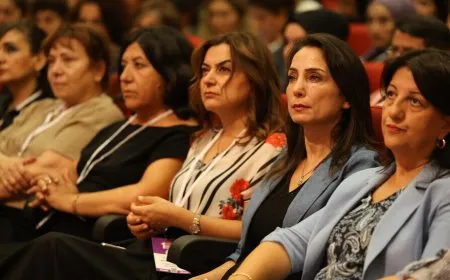 Meclisa Jinan a DEM Partiyê Konferansa xwe ya yekemîn li dar dixe